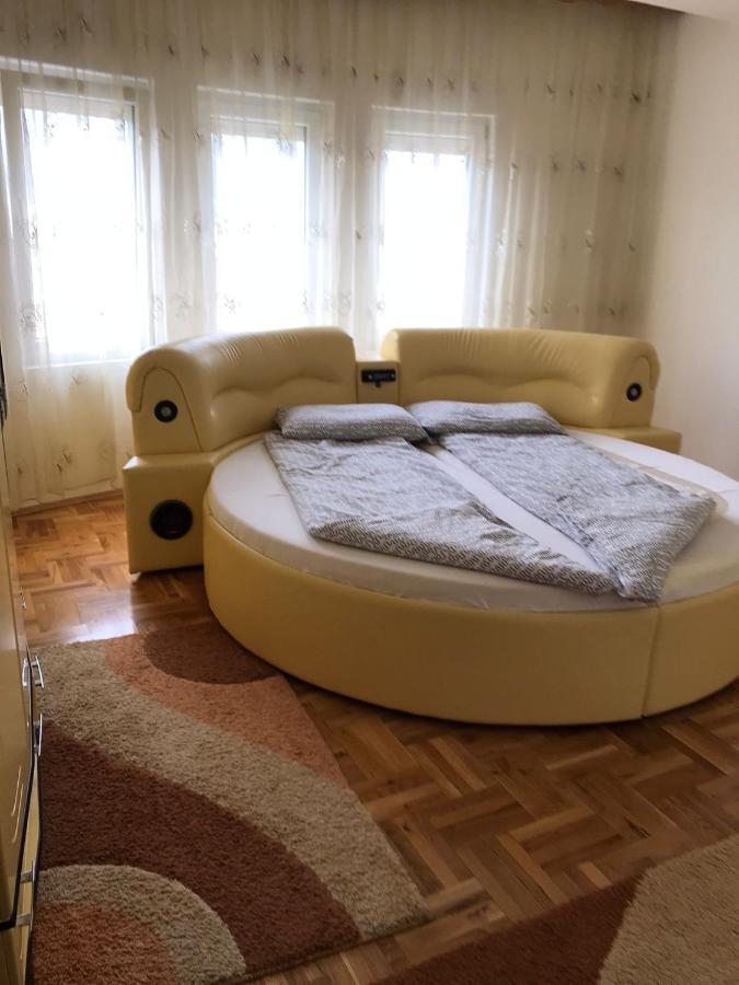 Apartment Alpi 佩奇 外观 照片